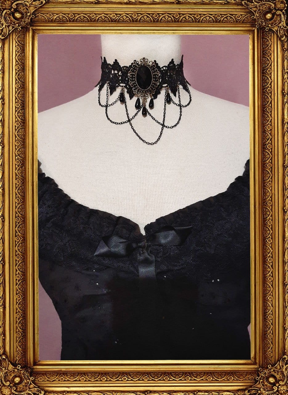 black lace victorian style choker on a dressmakers form shown worn with the Amethyst Beauty under bust corset and matching alice in wonderland chemise