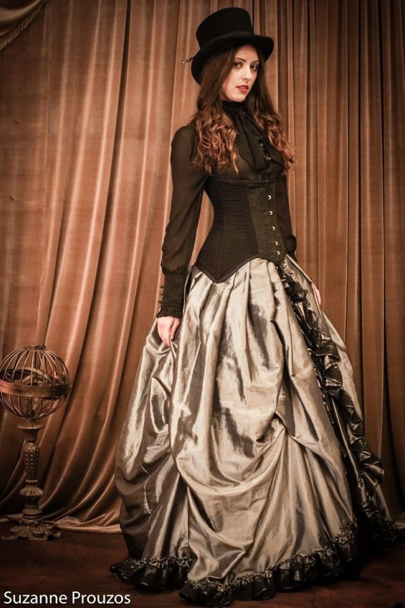 Vespiana Shapewear Corset can be worn as outer wear for gothic clothing