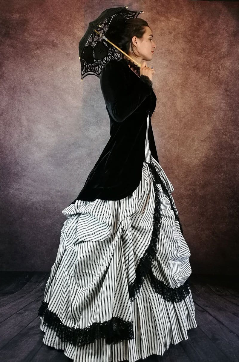 optional long black bolero worn over the Victorian Picnic Gown