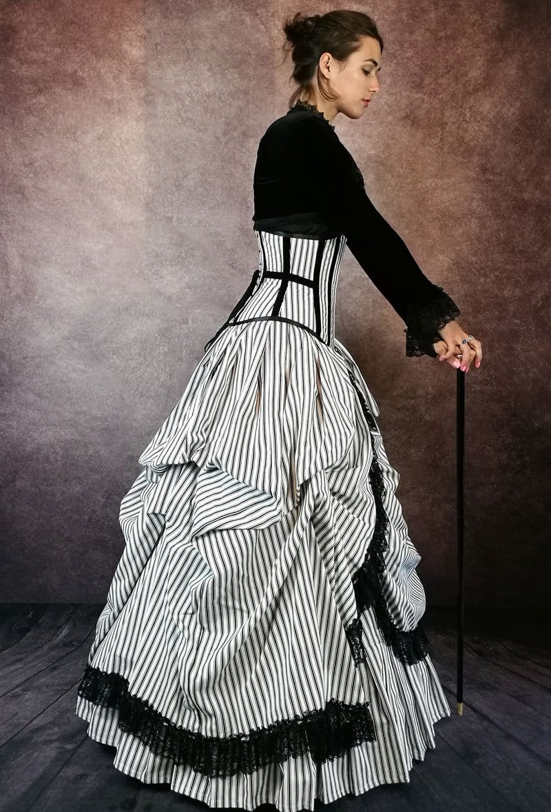 side view of the Victorian Picnic Gown